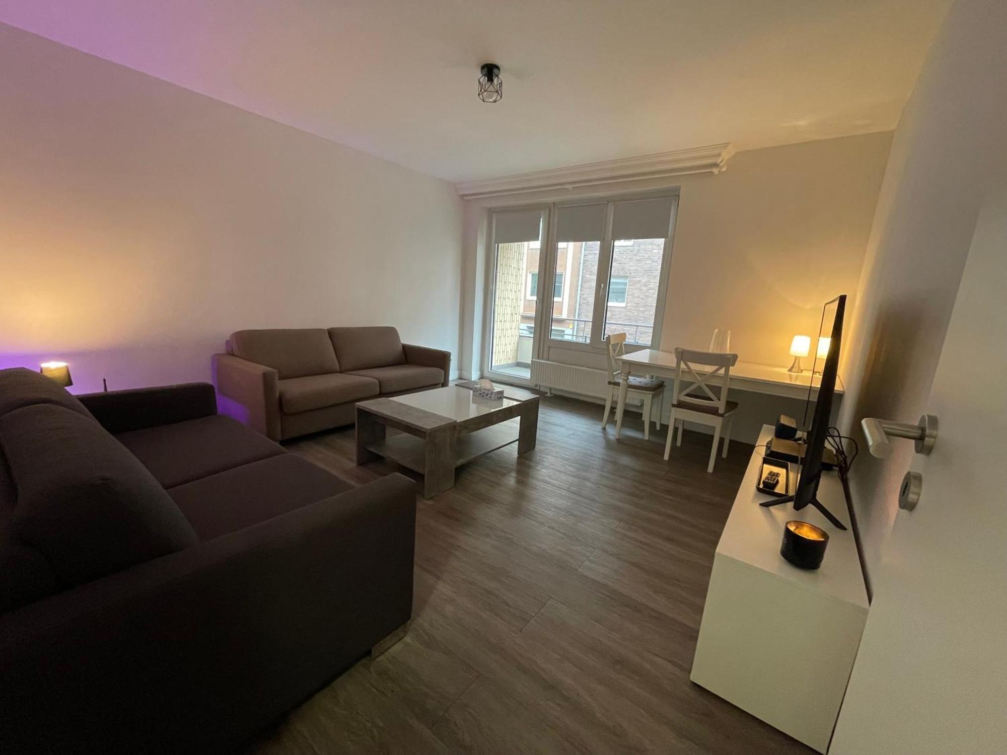 Cozy Apartment City Nightlife Dusseldorf Ngoại thất bức ảnh