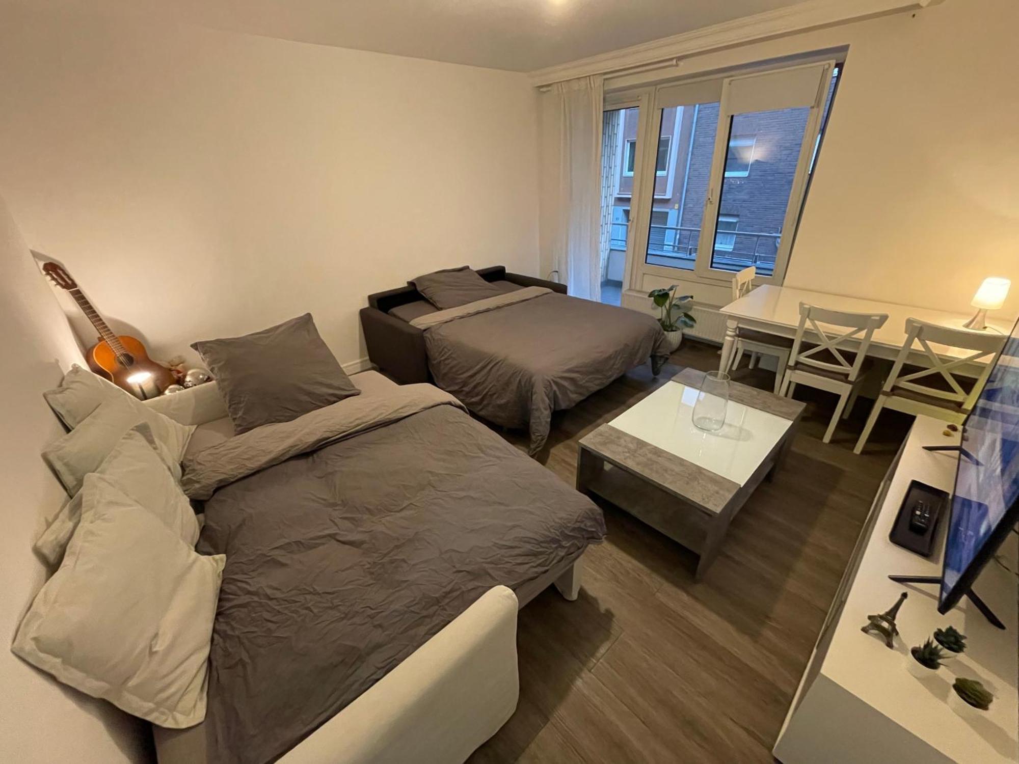 Cozy Apartment City Nightlife Dusseldorf Ngoại thất bức ảnh
